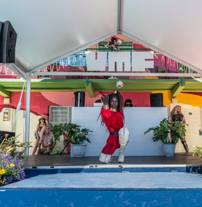 nicolawealth's tweet photo. We are thrilled to have had the opportunity to turn the notoriously bleak City Centre Motor Hotel in Vancouver into an artist lodge, providing 75 artists with new studios and hosting the @vanmuralfest the last few weeks!

Below are a few photos from the festival in Vancouver. https://t.co/sSMEngtJgk