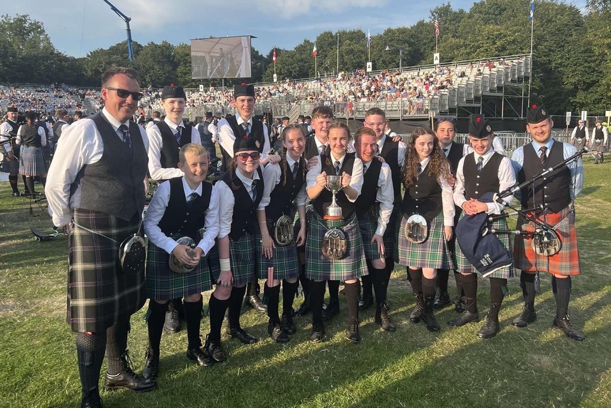 West Lothian Schools Pipe Band have been celebrating a superb second place finish at the World Championships in Glasgow recently.
The trophy rounds off an excellent return to competition for the band: 
Full story at news.westlothian.gov.uk/article/75238/…
<a href="/westlothianims/">West Lothian - Instrumental Music Service</a>