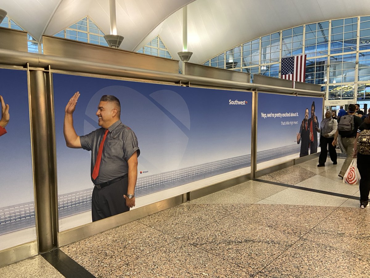 Krsolvingit's tweet image. K&amp;amp;R managed print production for this clever series of images by Southwest at Denver Int&apos;l Airport. Kudos to the design team for a fun use of the space!

#krsolutions #womanowned #airportadvertising