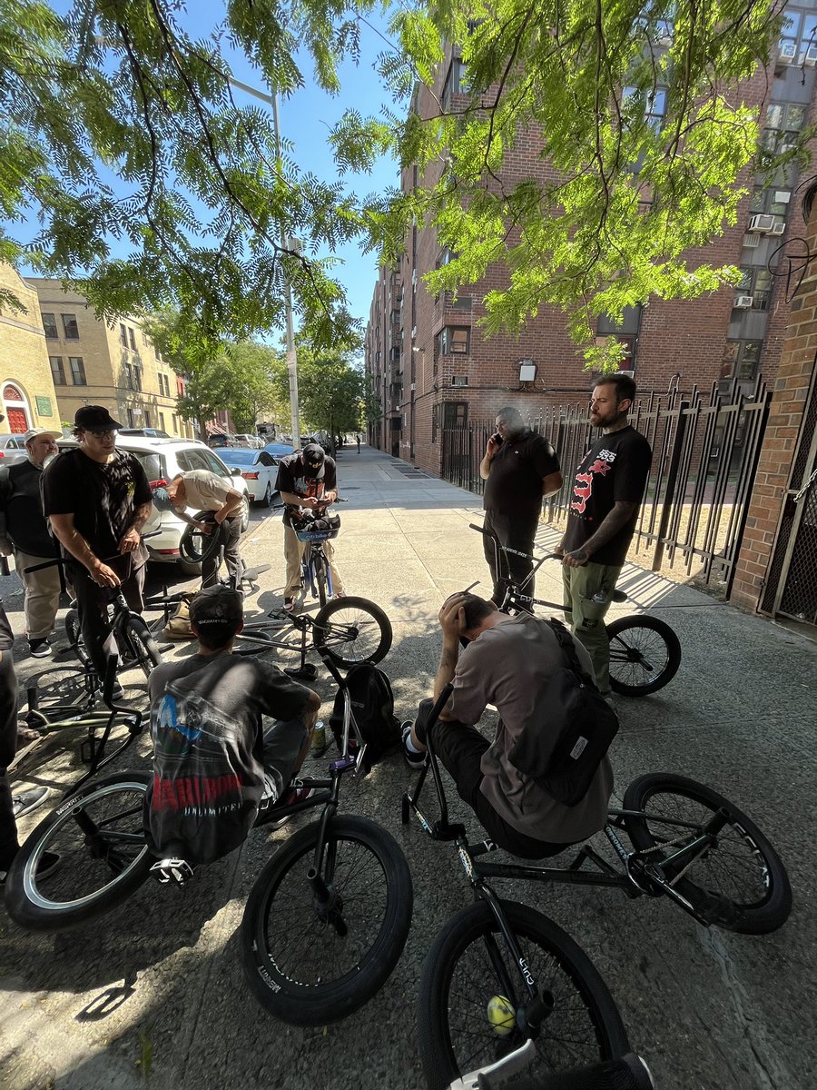 Such a great week in nyc. I spent most of my 20s pedaling around here so I can’t even begin to tell you how happy it made me getting to do it again