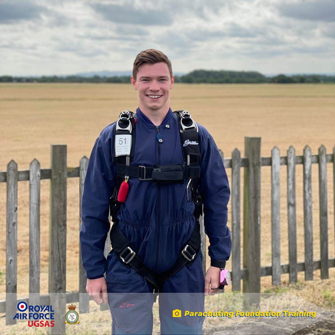 Recently, UGSAS Student OCdt Tait attended a static line Parachuting Foundation Training as part of the Joint Service Adventurous Training (JSAT) scheme. Find out more in the link below! facebook.com/16219995414188… #glasgow #royalairforce #university #parachuting #UGSAS #RAF