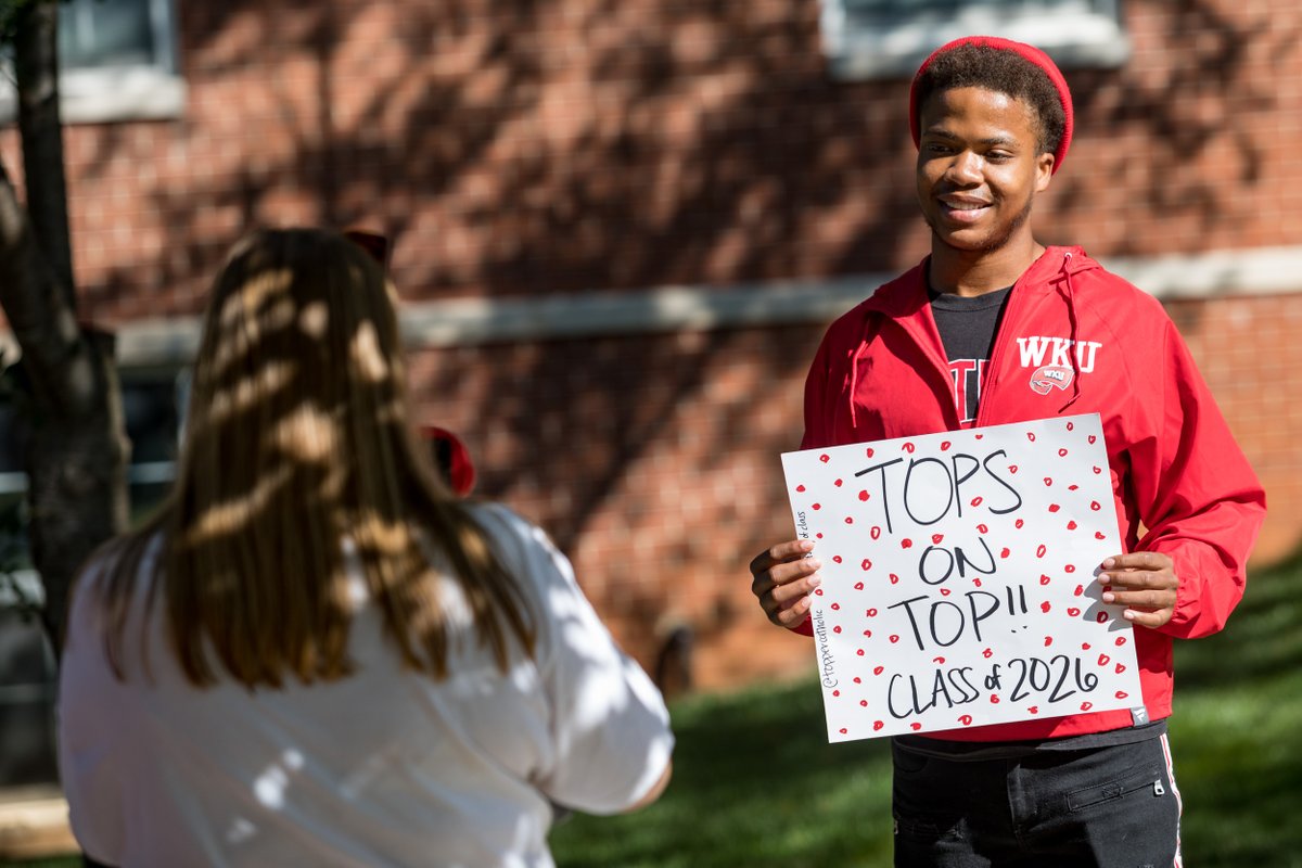 wku's tweet photo. Welcome back to all of our new and returning Hilltoppers! 🔴⚪️ We hope you have a fantastic #WKUFirstDay. 

#WKU #HilltopperBeginnings #HomeToTheHill https://t.co/xmB7g7V3FO