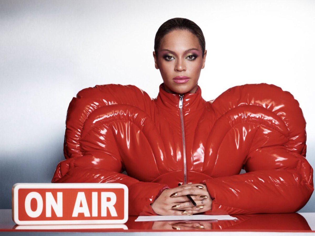 WE ARE LIVE, JOIN NOW‼️ 
share.stationhead.com/vgkW03XlztD