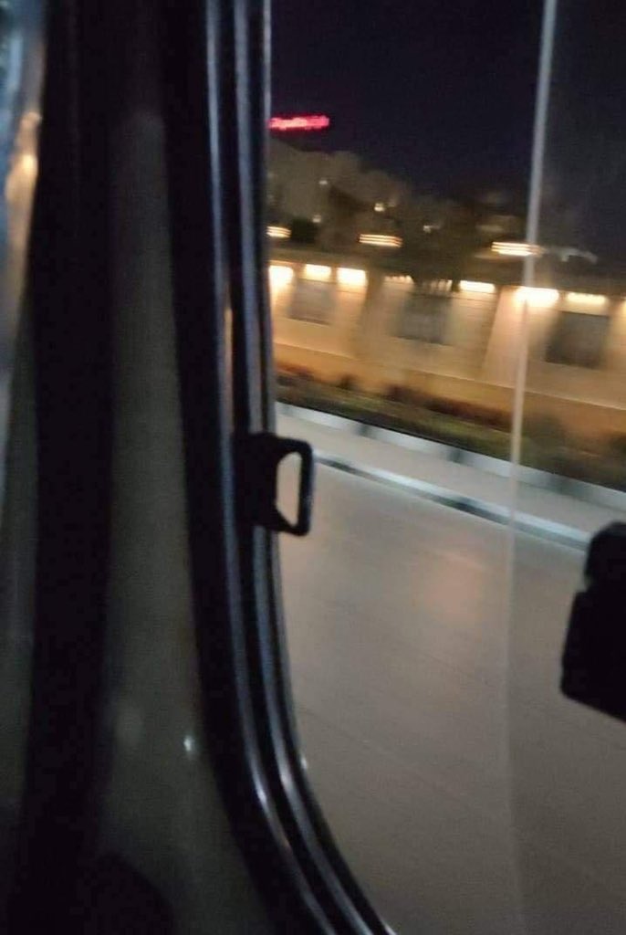 يااه على كمية الاحلام اللى بتتعاش فى اللحظة دي..