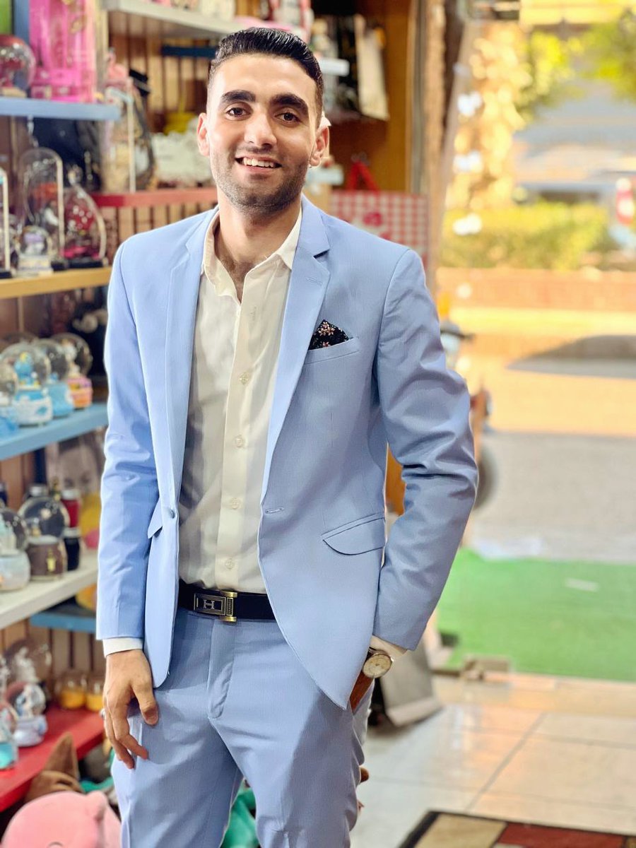 Elsayed49900114's tweet photo. "إن عــوض الله آتٍ ليمحي مُـرَّ ما رأيته كلـه .."🤍🌸 https://t.co/tZknMXM5cE