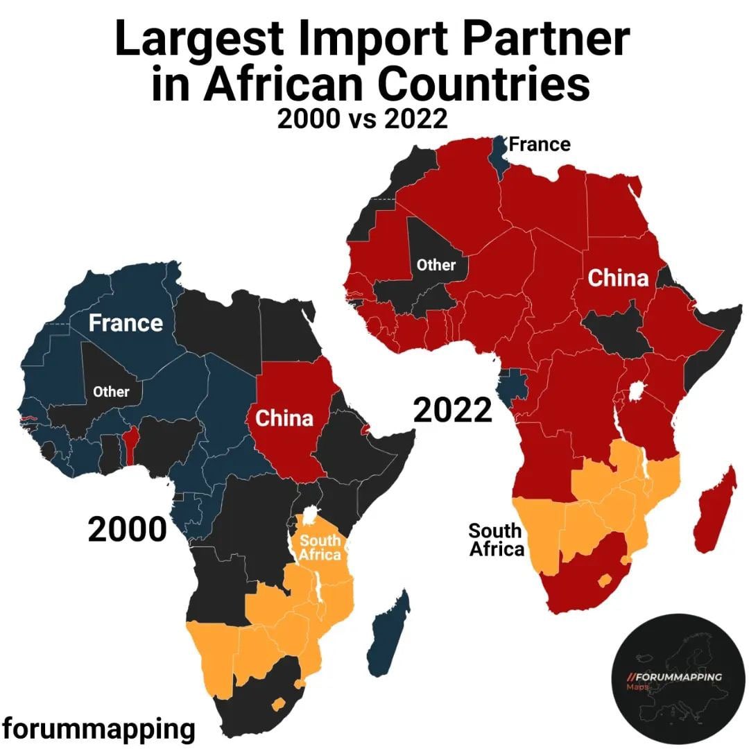 OmerFreixa's tweet photo. China decidió condonar la deuda de 17 países de África generada a través de 23 préstamos recientes, además de aumentar la cooperación. No se está informando.

Cada vez que pienso en la relación chino-africana me vienen a la mente estos mapas. Impresionante el avance de Beijing. https://t.co/vpmH669g3q