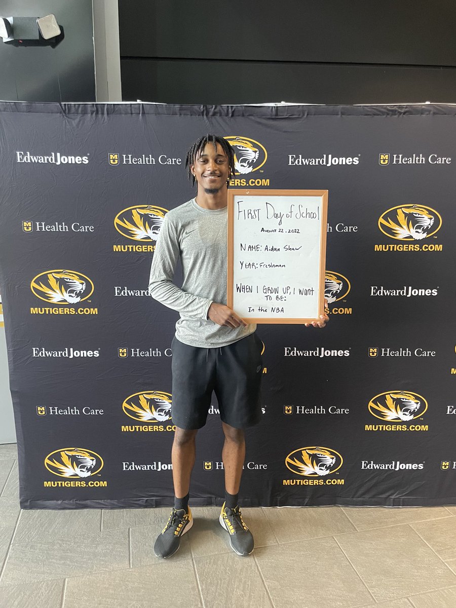 First day…..this freshman doing BIG THINGS 💯
