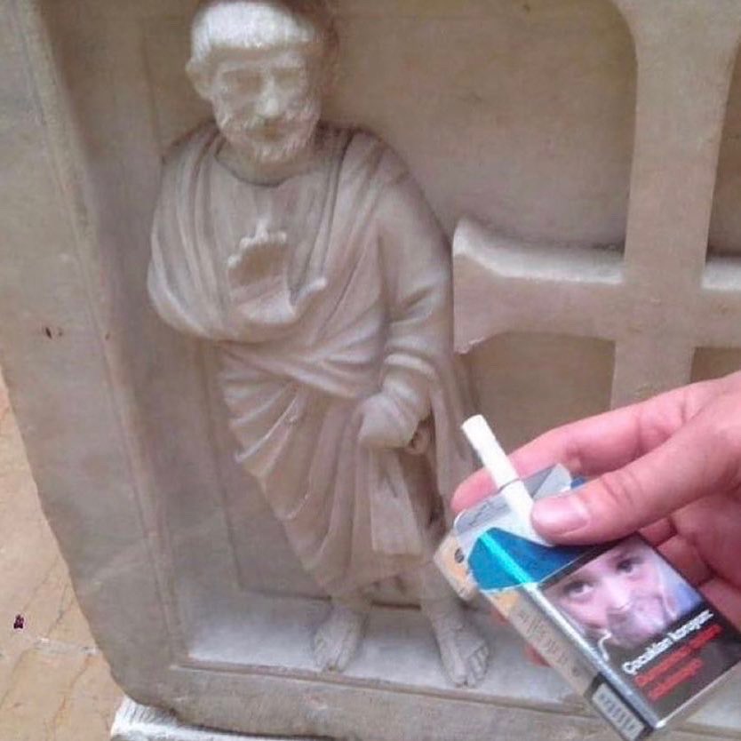 weirdtripclub's tweet photo. Cigs inspiration ©
#weirdtrip #smokeemifyougotem #quitsmoking https://t.co/zaTJ0sKL66