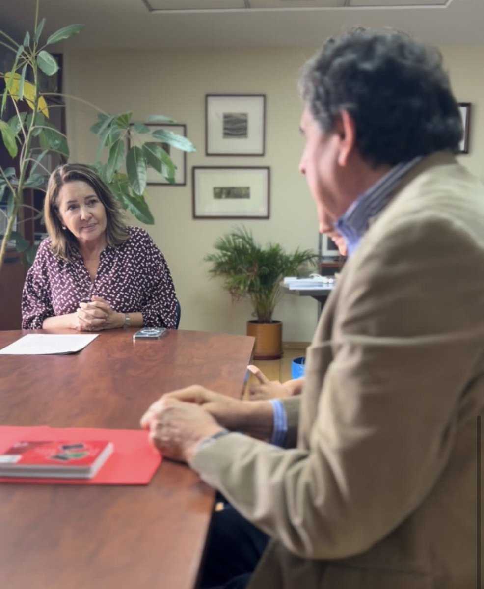 Un Pacto por la Niñez y Adolescencia, tiene que reflejarse en política pública Y gestión .  Ese es mi compromiso tal como demanda <a href="/PactoNinez/">Movimiento Pacto por la Niñez y la Juventud</a>. Grato recibirles! <a href="/VaPorTi2023/">VaPorti</a>  Va por uds guaguas!