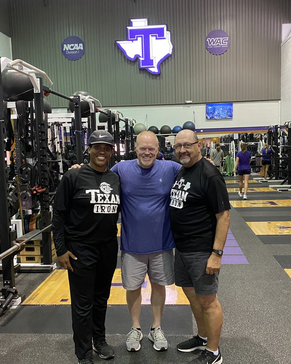 birdman8500's tweet photo. Great visit with Coach Rod Cole and @smsharpe22 @TexanStrength Good stuff happening at Tarelton under their watch. https://t.co/DREMM4U5cV