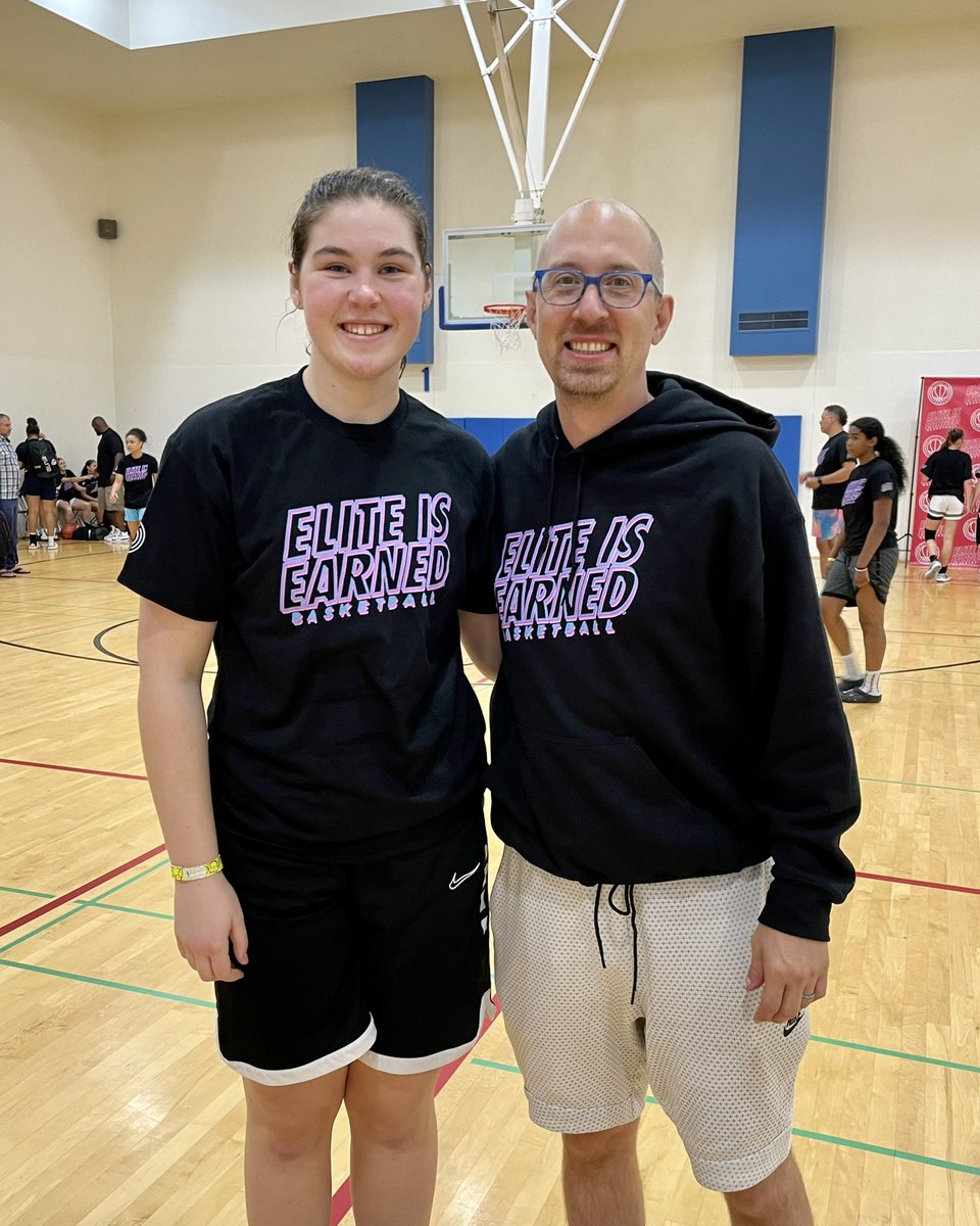 sydneyroufosse's tweet photo. Thank you @ChrisHansenPSB and @ELITEisEARNED team for a great weekend of basketball at #CMOSeattle. Looking forward to next time. https://t.co/THNn37beGm