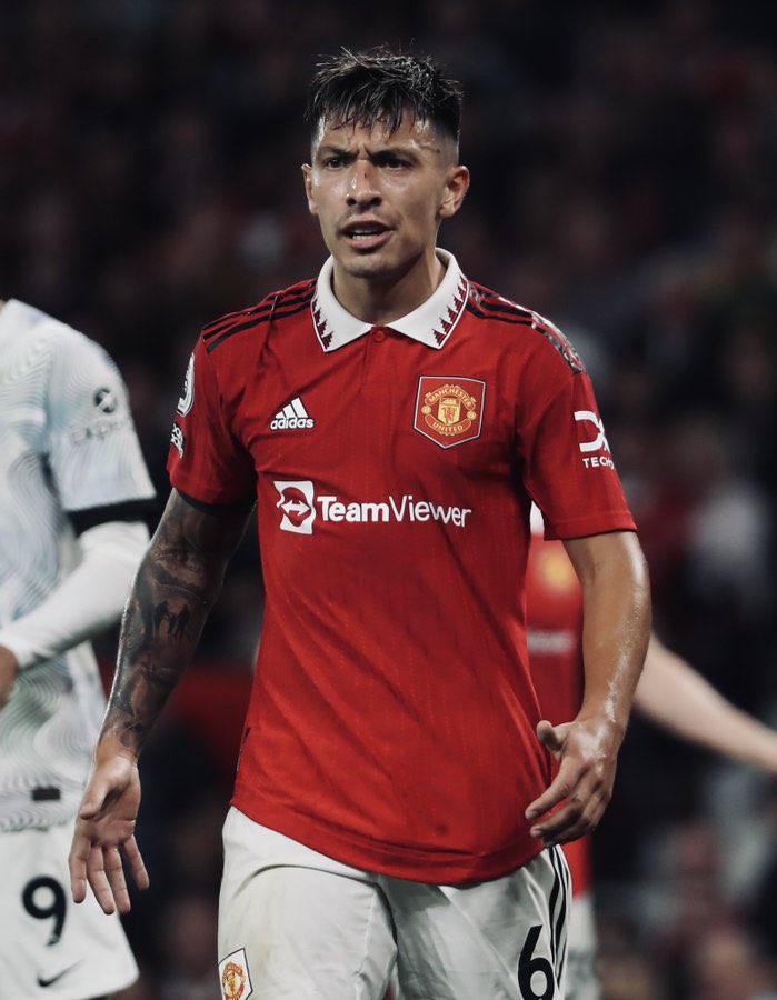 UtdFaithfuls's tweet photo. Ajax asked €100m for the wrong player. Man Utd signing Lisandro Martinez for €60m was an absolute steal.

My "short" CB.. 🪓 https://t.co/u83KF7Yoj9