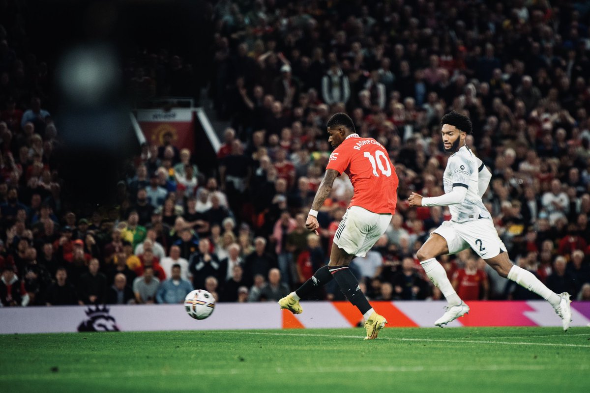 ChimanYel's tweet photo. المان ��ونايتد اليوم في اولد ترافورد  عبارة عن محاربين  مجهود بدني مميز جدا . اما اليفربول في خبر كان  . https://t.co/oqSSSFWUuX