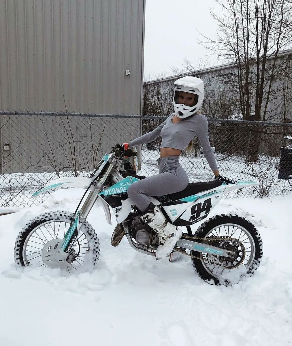 Motocross
#BikerGirl