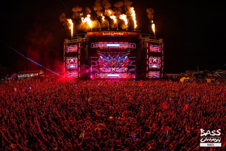 We Rave You tweet media