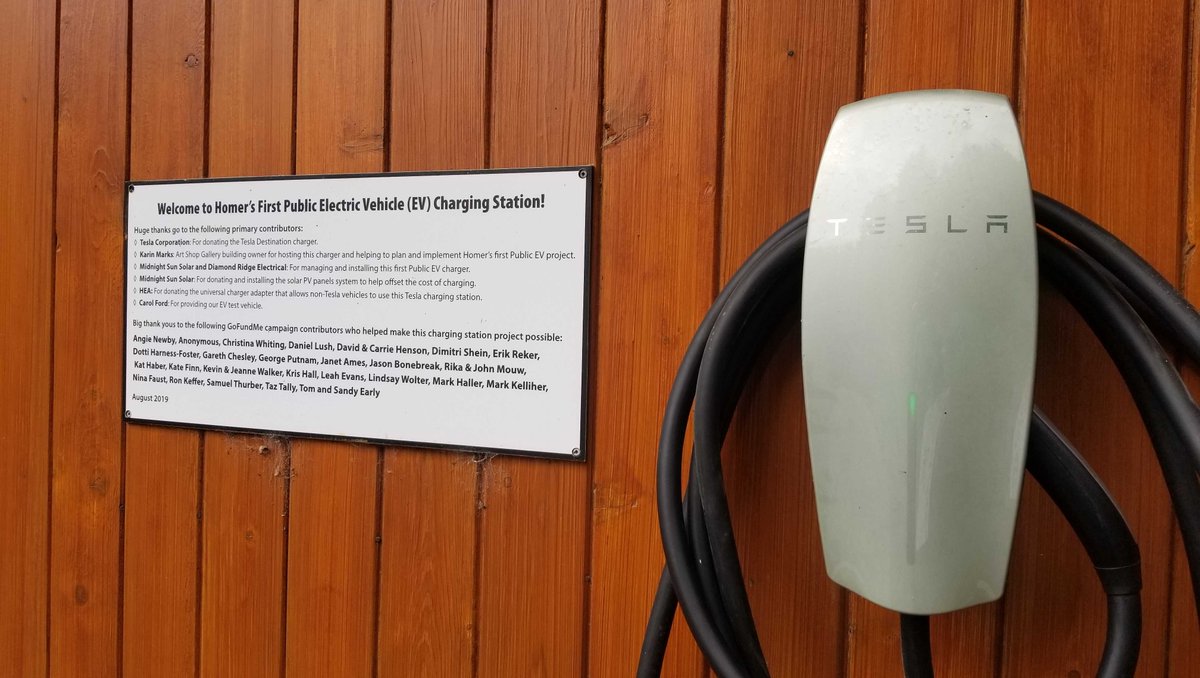 ev_match's tweet photo. Homer’s first EV charging station is located at the Art Shop Gallery in Alaska! Thanks to a GoFundMe campaign and lots of community effort for adding this charging station for the EV community in Homer!
https://t.co/XaxSvdXbuV
#EVmatch #evcharger️ #chargeon https://t.co/jAUkpmx3Xw