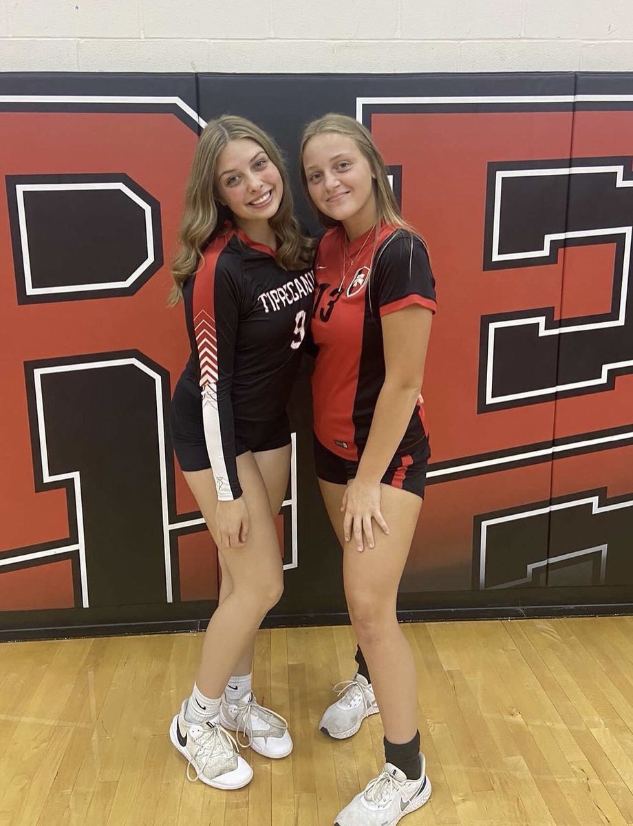 TippHSsoftball's tweet photo. Best wishes to ALL fall athletes as you begin your seasons this school year! Goodluck @abbynoelle23 @AbbyChaney &amp; @emilyaselage #TippSB #fallathletics https://t.co/2qObVW1jND