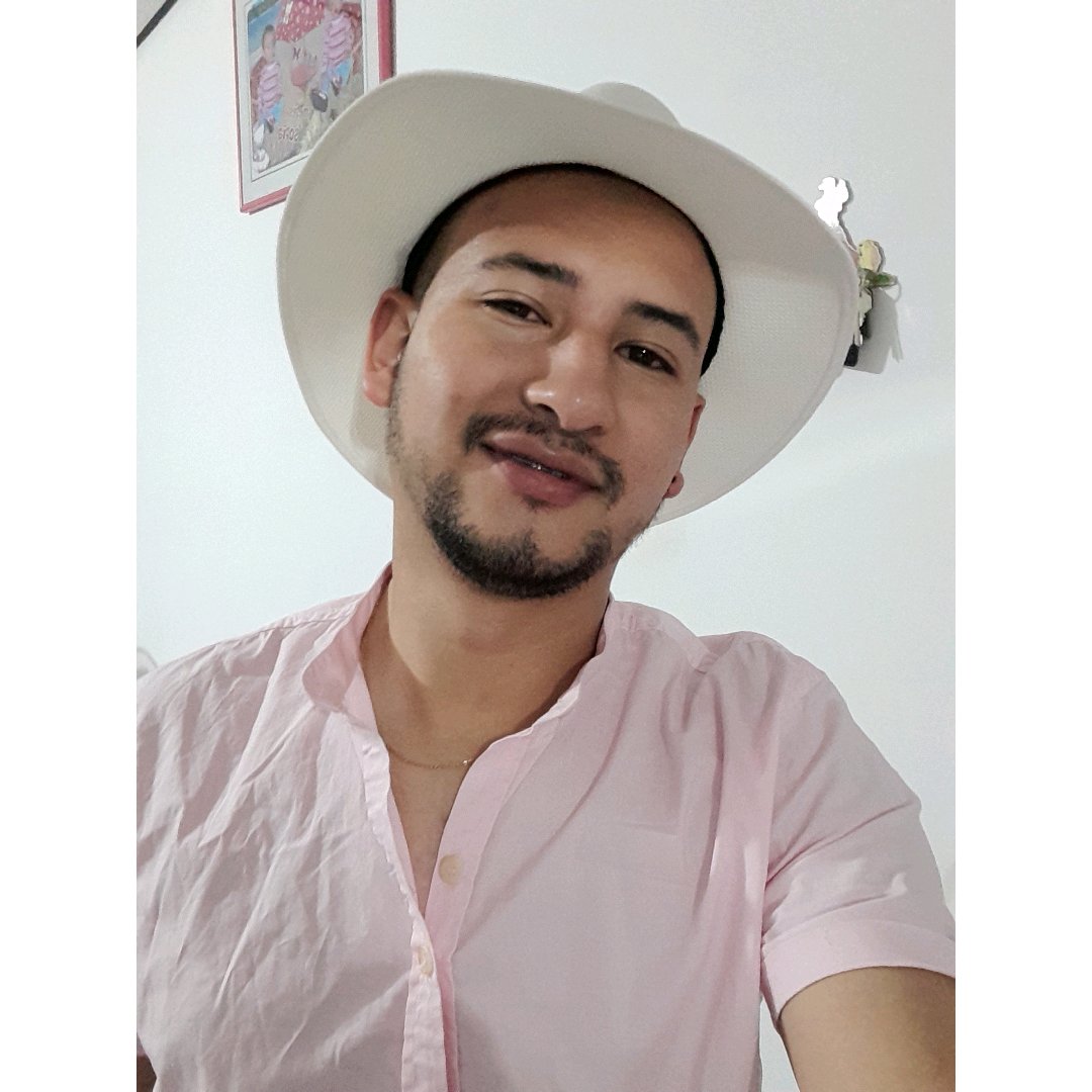 AndresL_03's tweet photo. #NuevaFotoDePerfil https://t.co/sUGJBsD1eb