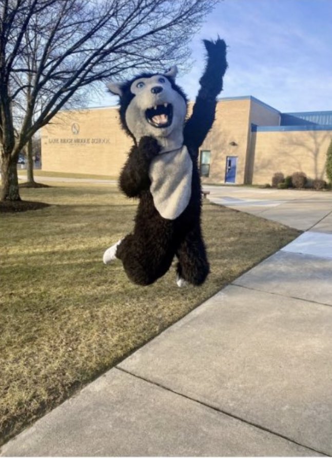 Officially kicked off the 22-23 school year! It was so nice to have our Wolves back with us! #PWCScounseling #bestyearyet