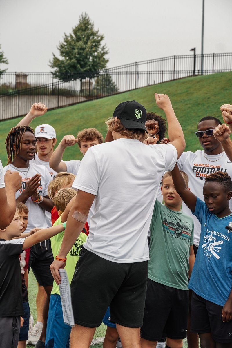 Kalamazoo College Football tweet media