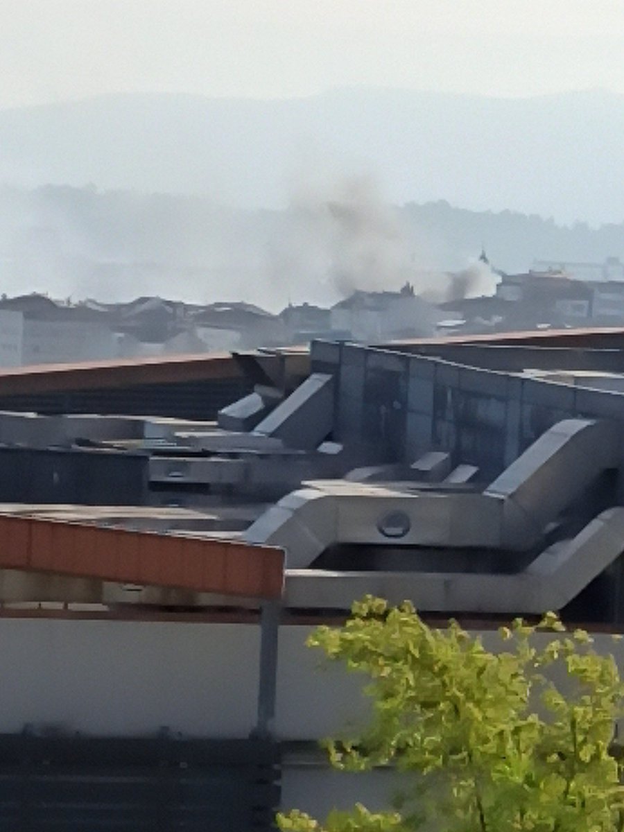 _Lecad's tweet photo. Incendio,?? https://t.co/EFe6gmuGeT