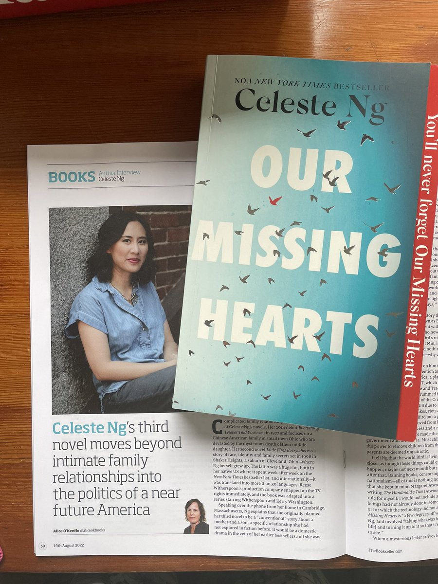My interview with the lovely Celeste Ng @pronounced_ing is out in the current issue of @thebookseller and online (£) #OurMissingHearts is out 04.10.22 😍 @LittleBrownUK @hayleycamis