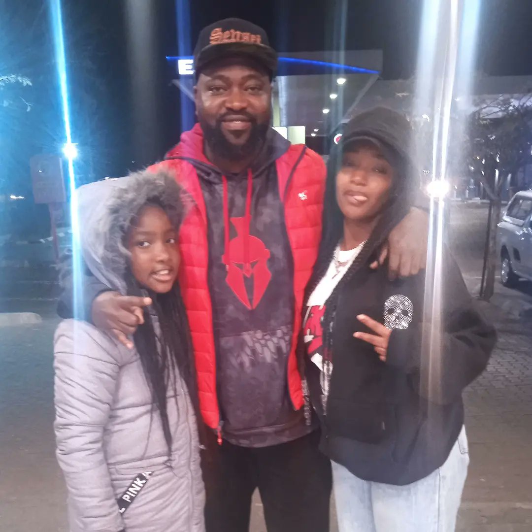 MogulJuice's tweet photo. I am many things with many hats, but when I'm with the babies; all I am is Happy!!! #Senseibility #FatherFirst #GirlDad #myAngel #myMelody #Music #Basket #LoveIS https://t.co/d75ie5VxpF
