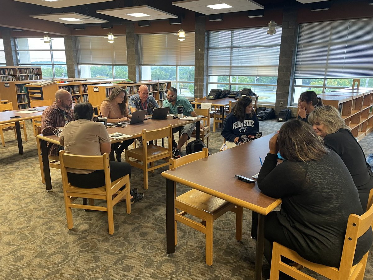 DoemlingC's tweet photo. CASD administration, faculty, and staff are preparing to welcome students back for the 2022-23 school year! #GoRoughs #CattyPride #TeamCatty https://t.co/U61Kih6Sbp