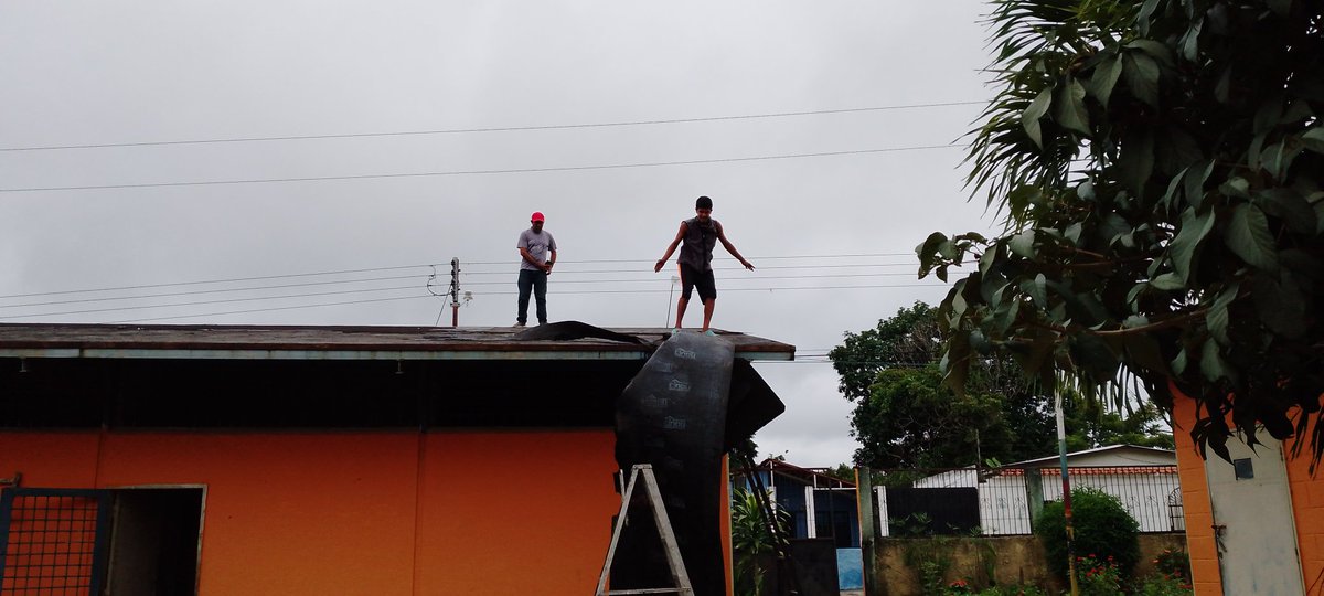 MiltonEvies's tweet photo. BRICOMILES activa en la EB América Yudith Ibarra del Municipio Peña. https://t.co/WqkcAsUxoy