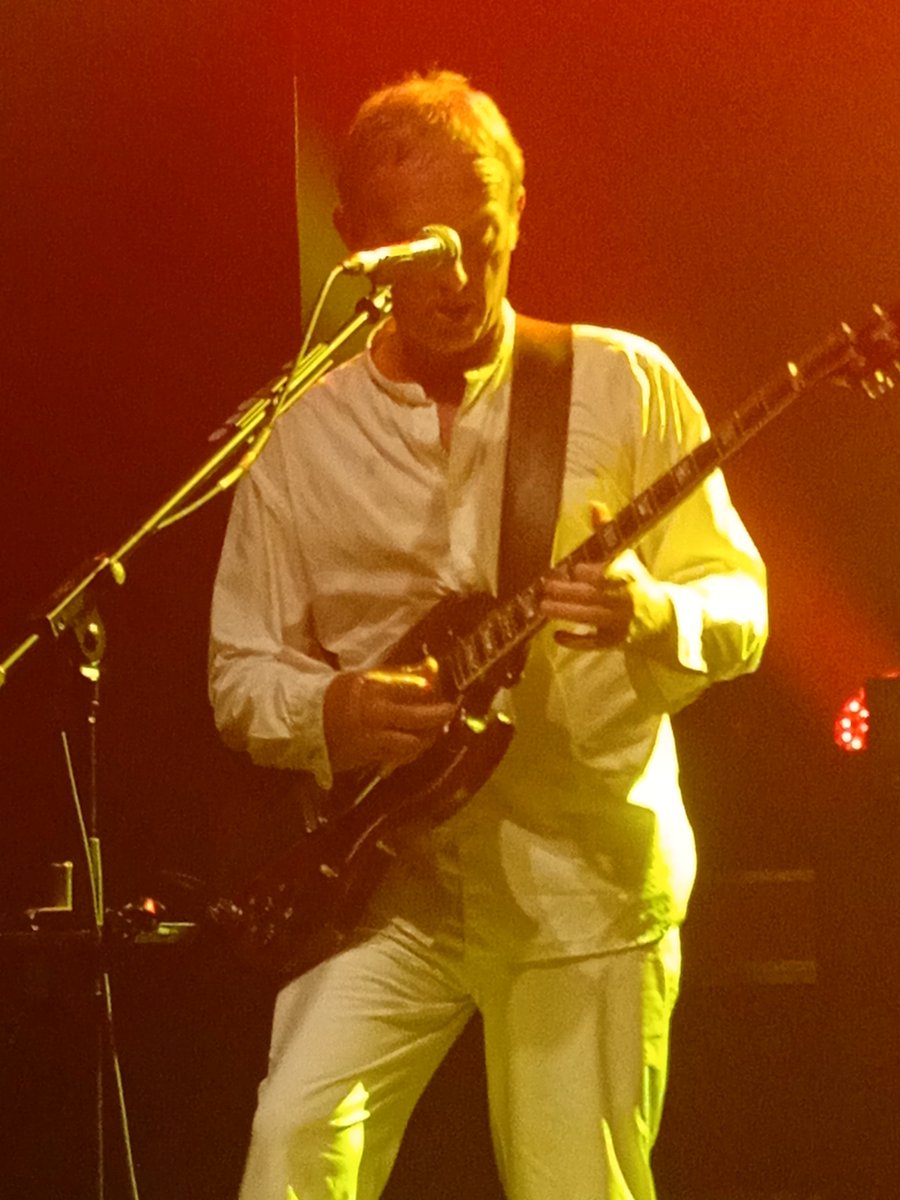 A very happy birthday to honorary Lincoln Knight, Sir Steve Cradock.

<a href="/stevecradock/">Steve Cradock</a>