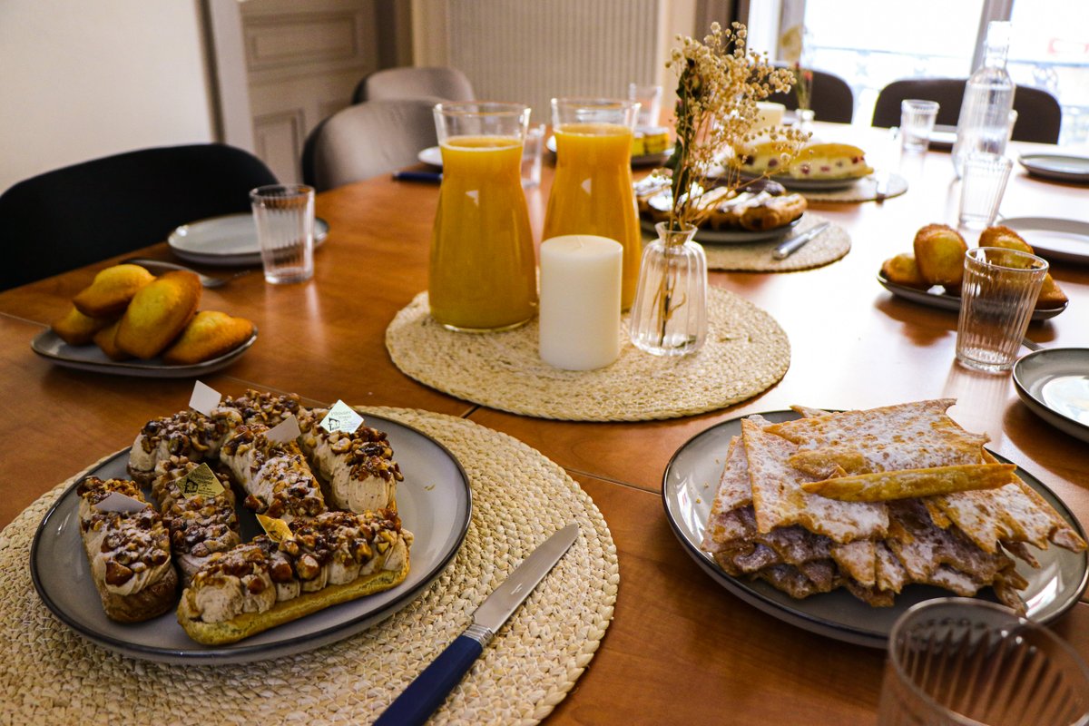 🇫🇷 Cette activité s’adresse aux plus gourmands ! 😍
L’équipe LSF aime toujours ajouter des nouveautés dans son programme d’activités. Cette fois-ci nous avons organisé le Tour de France de la pâtisserie. 
Regardez ces photos. 📸 Elles sont tellement belles !

#LsfMontpellier
