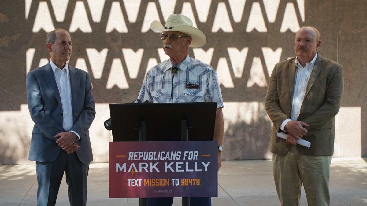 just_jenkins's tweet photo. NEWS: This morning Apache Junction Mayor Chip Wilson, AZ Bankers Assoc Pres. + CEO Paul Hickman and Glendale City Councilmember Bart Turner held a press conference announcing their endorsement of @CaptMarkKelly as part of a group of over 40 Republicans and Independents. #AZSen https://t.co/APXTRt53Qv
