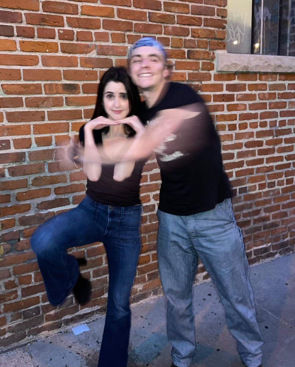 PopTingz's tweet photo. “Austin &amp; Ally” stars @RossLynch and @LauraMarano reunite in newly shared photos. https://t.co/PzoTPHefLL