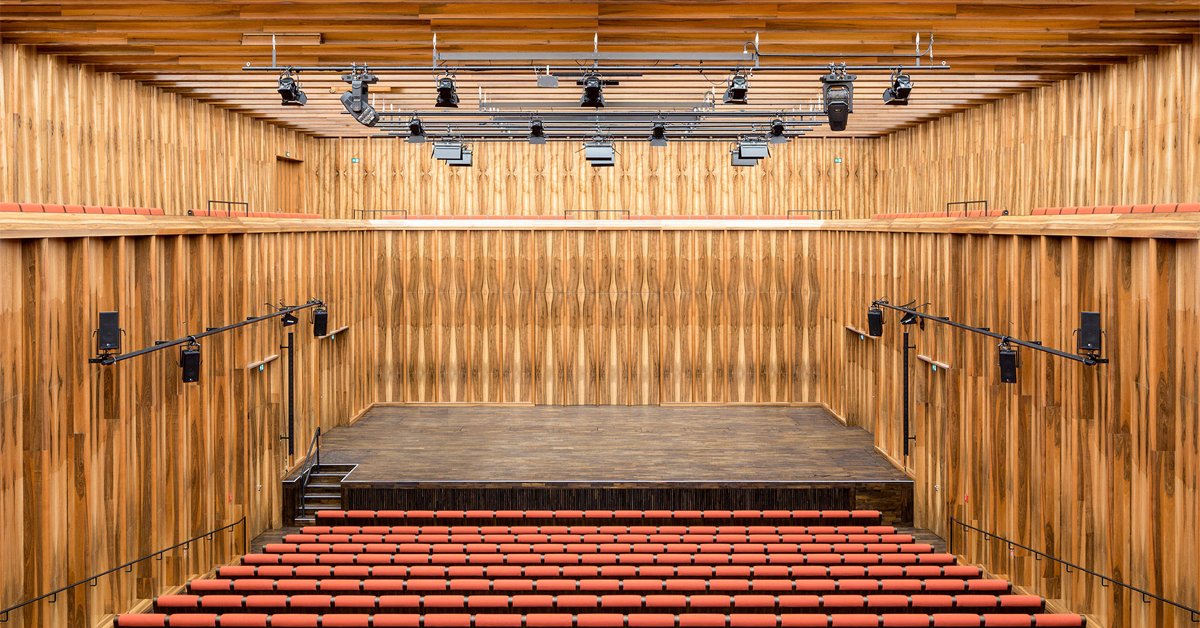 architonic's tweet photo. Architonic Product Pick: FIREwood Composite wall cladding by @Lindner_Group
https://t.co/iKMxstfeYS
#architonic #wallcoverings #wallpanels #wallsystems https://t.co/zkiul2HsPt