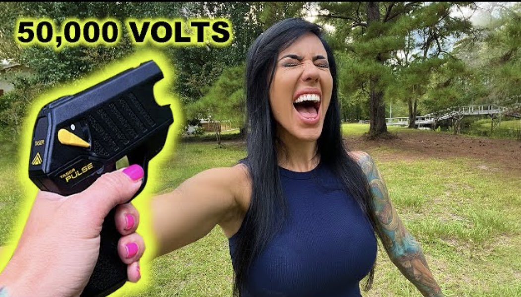 Cuantos voltios tiene un taser