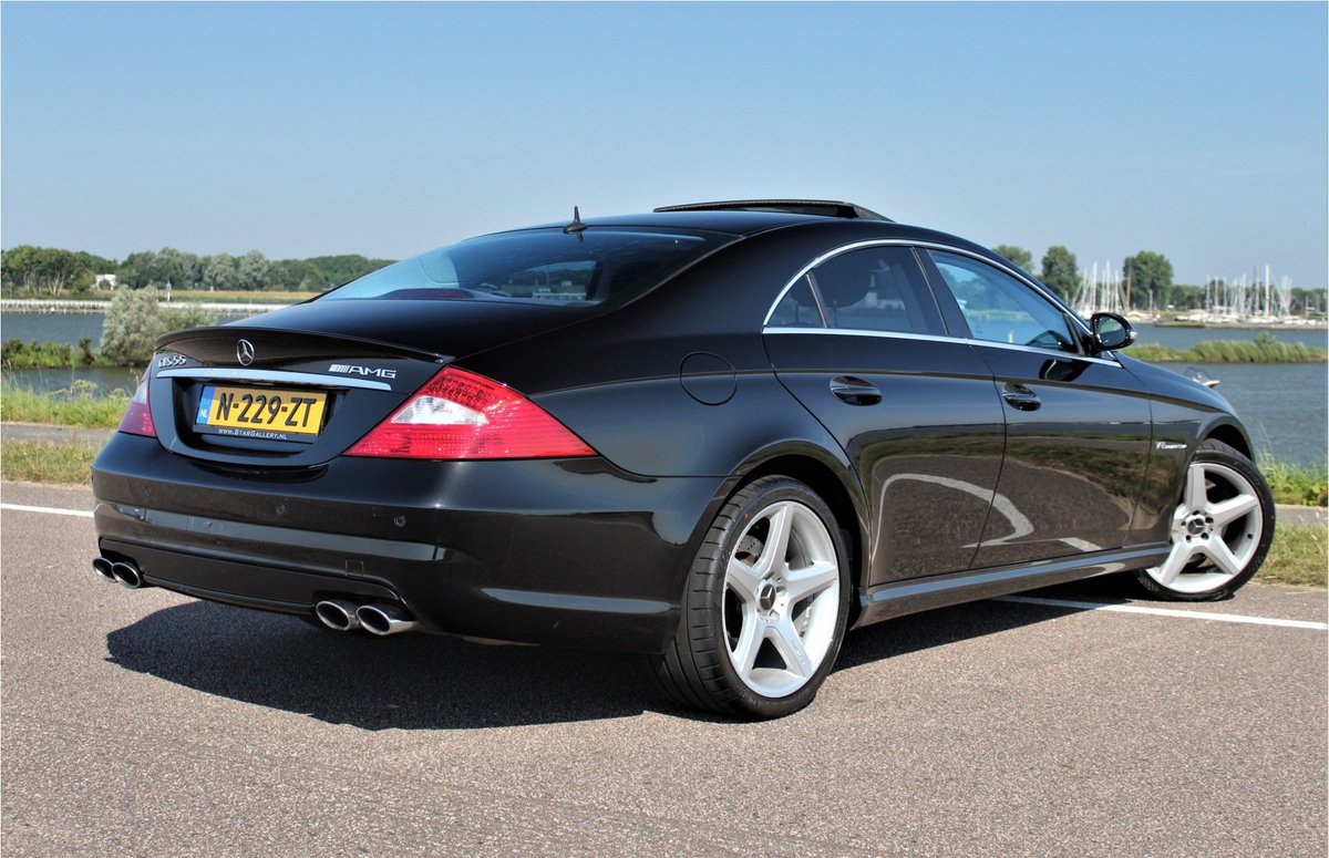thestargallery's tweet photo. De retesnelle fiscaal vriendelijke #Mercedes CLS55AMG met slechts 94000km is nu al verkocht! #gonein60seconds #C219 #AMG #M113K #V8 #kompressor #476pk #700Nm #retesnel #blackbeast #topconditie #compleet #historie #youngtimer #liefhebbergevonden https://t.co/DOdN6oqqqs https://t.co/GxyFKcxnCw