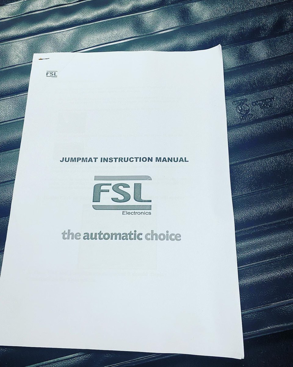 QuayFitness's tweet image. FOR SALE - One Absolute mind cond never used FSL Jumpmat. Bought two originally. These are retailing for £750 sterling! I’m looking for a lot less. (Ireland only) 

#jumpmat