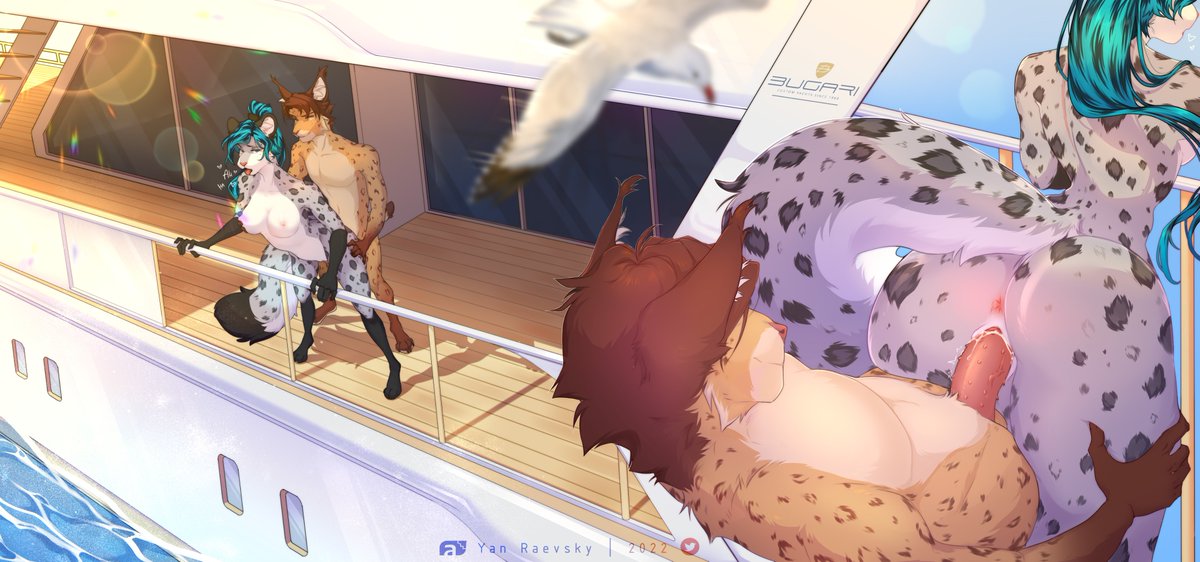 Yan_Raevsky's tweet photo. Cool guys are relaxing on  yacht for @FrostedSnep and Sryer https://t.co/vYmmsEJRqE