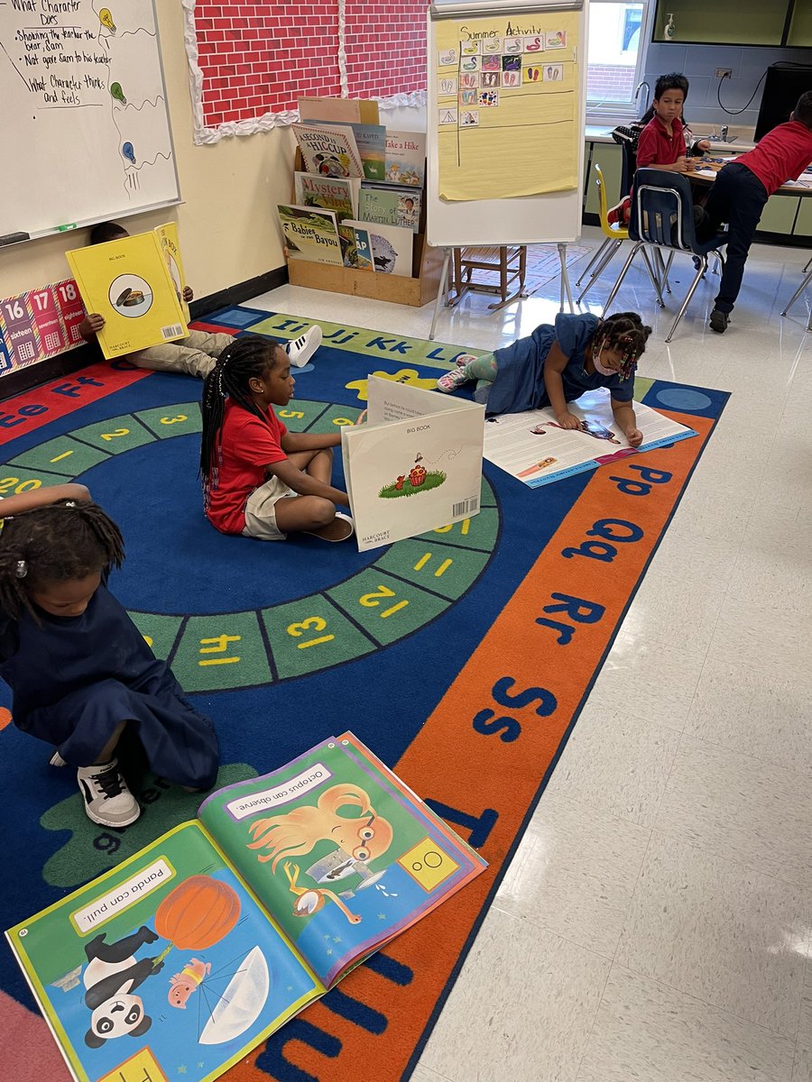 DrSmileyIsLit's tweet image. No sub?!?! No problem! This first grade bunch got all of @HeggertyPA @95percentgroup #Wonders and #smallgroupinstruction today! #CoachSmiley to the rescue! #EveryChildReads #TheAmazingPerkyRace @DrTamaraCandis @Parklane_Eagles @teachcarters2 @asanders_PES