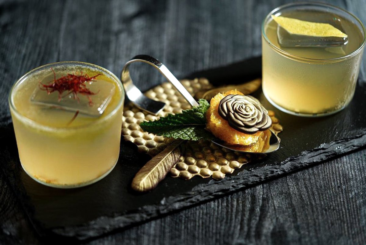 3badgecorp's tweet photo. We love to see all of the ways our supporters get creative with our spirits. Indulge in a truly elevated experience with this unique Uncle Val's creation by @bad_birdy.
Learn more about the details of this creation on our FB or IG pages.
#3badgebeverage #unclevalsgin #zested https://t.co/zam3ZcLr0p