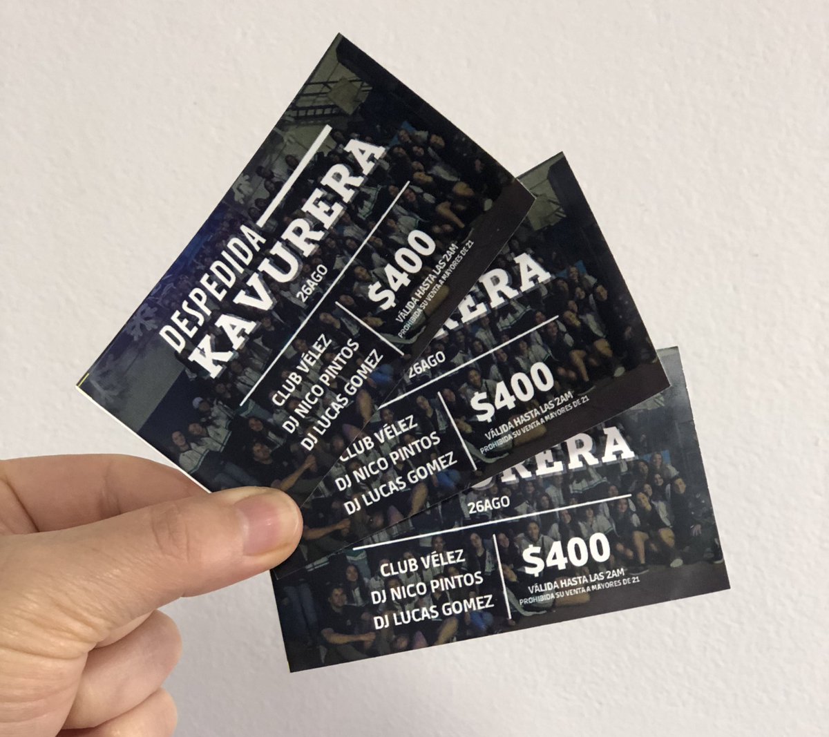 Ahora si que no jodemos maaas 🤪 ya están a la venta las antis para la despedida de kvy 💙💚🤍