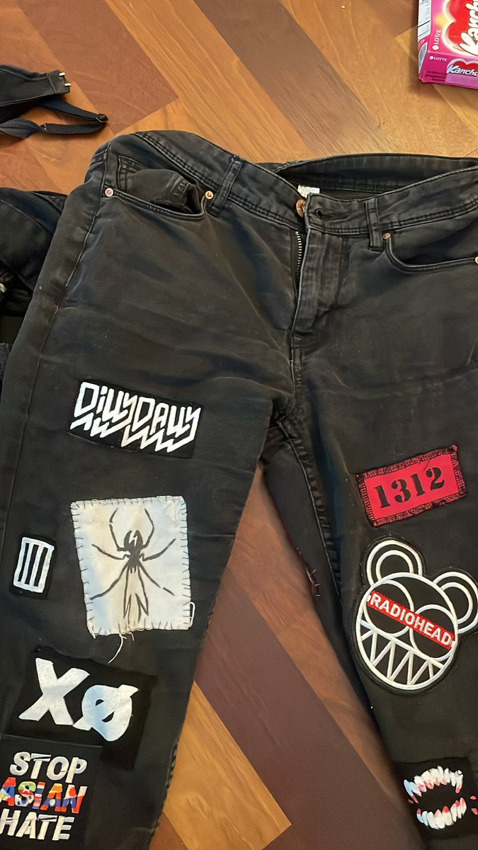 el(lis)🦇 tweet media