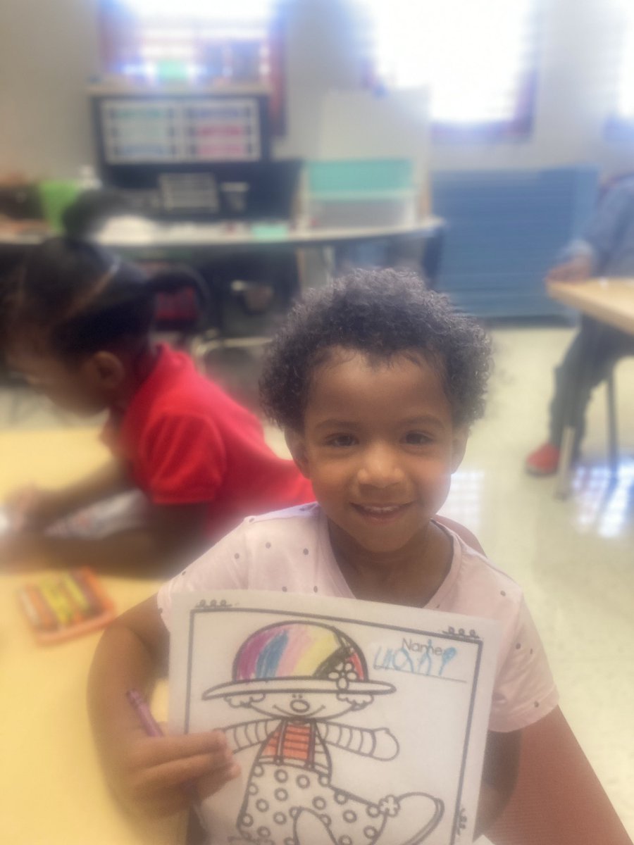 Mrs_Lefever's tweet photo. Pre-K learned all about feelings today! We read a story about Carly clowns first day of circus school and how she felt excited, nervous, scared, and happy. All at the same time! 🤡 Students got to color and write ✍️ how they felt on their first day of school! @MDE_Stars ⭐️❤️ https://t.co/4wa9hXyR3I