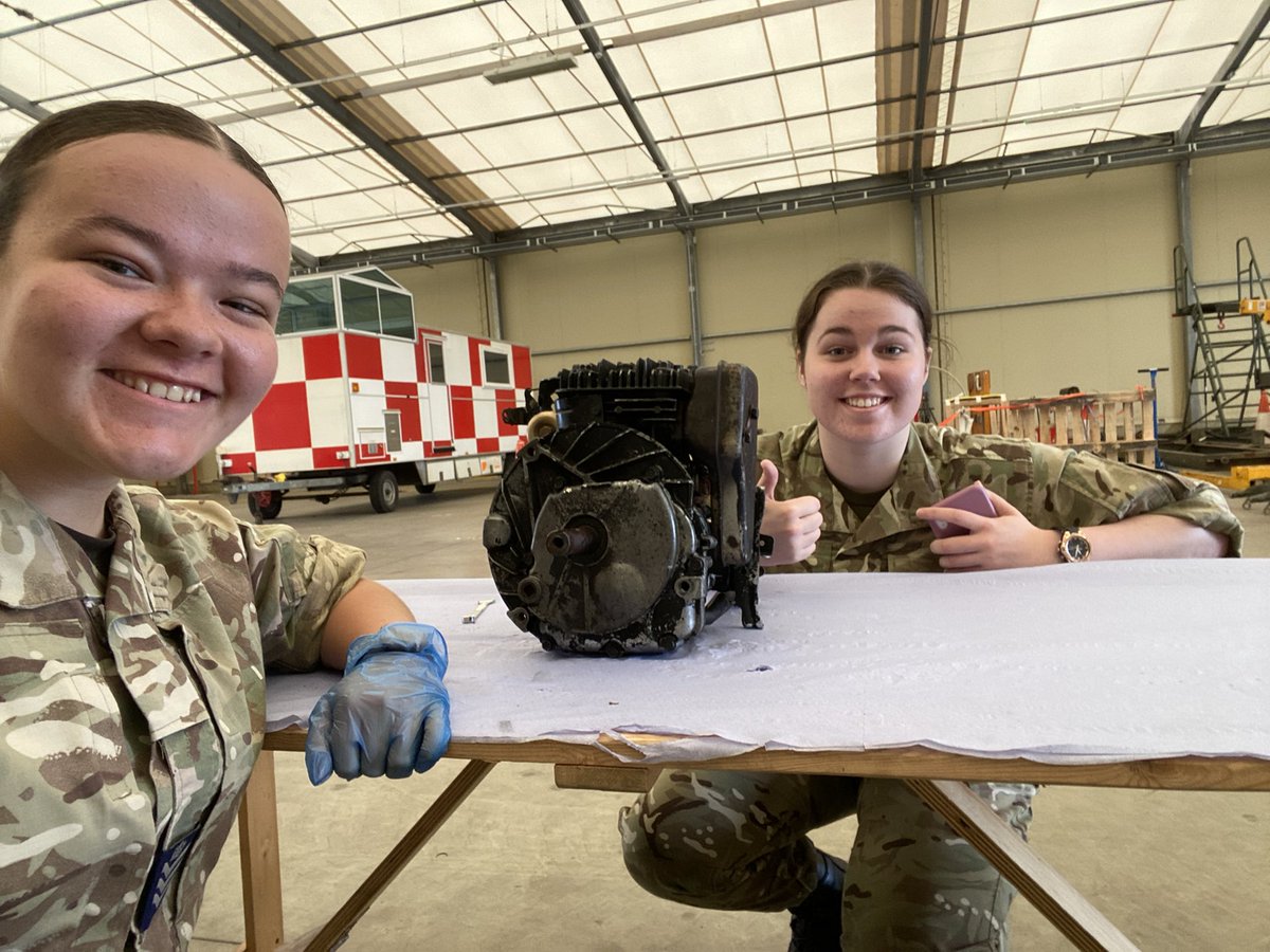 tutt_zoe's tweet photo. Day 2 of National air and space camp 2022 and taking an engine apart and back together was the favourite part!
#Engineerinthemaking #AirandSpaceCamp #aircadets #rafac @2ftsCamp @aircadets https://t.co/dEaH8ds4ks