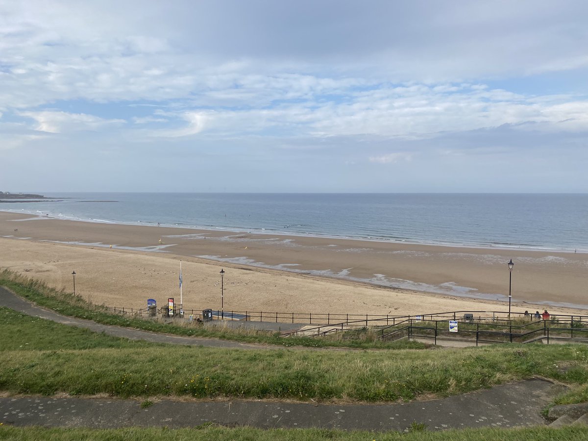 The cricket didn’t end up happening today unfortunately with a wet outfield and wicket 🙄

We did get down to Longsands beach and the lads had a ball with the surfing 🏄‍♂️ 

Big thanks to Longsands Surf School 👏 

#Longsands #Beach #Surfing #Tour
