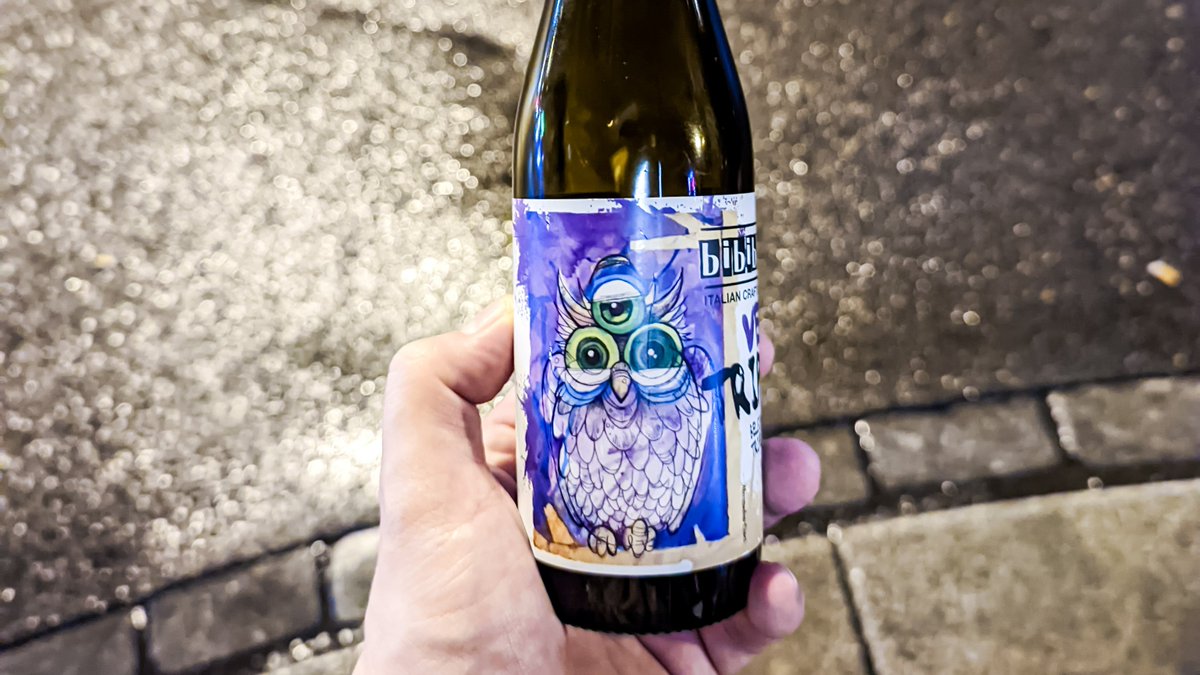 BeerZurich's tweet photo. Going strong on the tour last Thursday in the company of great guests and potent beers! 🤩 Next chance to join us - 25.08, book below 🍻⬇️

https://t.co/ZIITsVHSLG

Among the powerful brews we had were some from Sofia Electric Brewing, Ahoi Hill Brewery and Bierol 😋 https://t.co/EeYeQgd4Sz