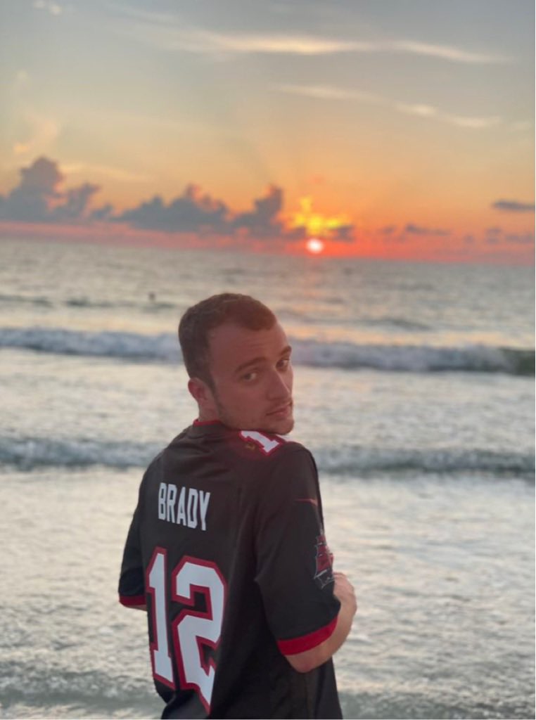 <a href="/TomBrady/">Tom Brady</a> <a href="/BrandonScott77/">Brandon Scott</a>