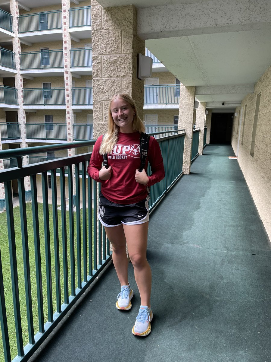 IUPfieldhockey's tweet photo. Ready for a great semester! Have a great FDOC, Crimson Hawks!! 📚 https://t.co/mbZFgyHFQH
