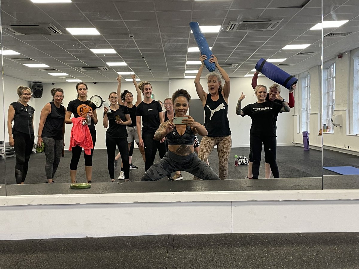 qsmmotivator's tweet photo. #welldone #teams #lesmills #thetrip #cardio #abs and #core then #fababs #killerbutt #class #fitness #fitfam #motivation #dedication #determination #mentalwellbeing https://t.co/Z5tCoGggsy