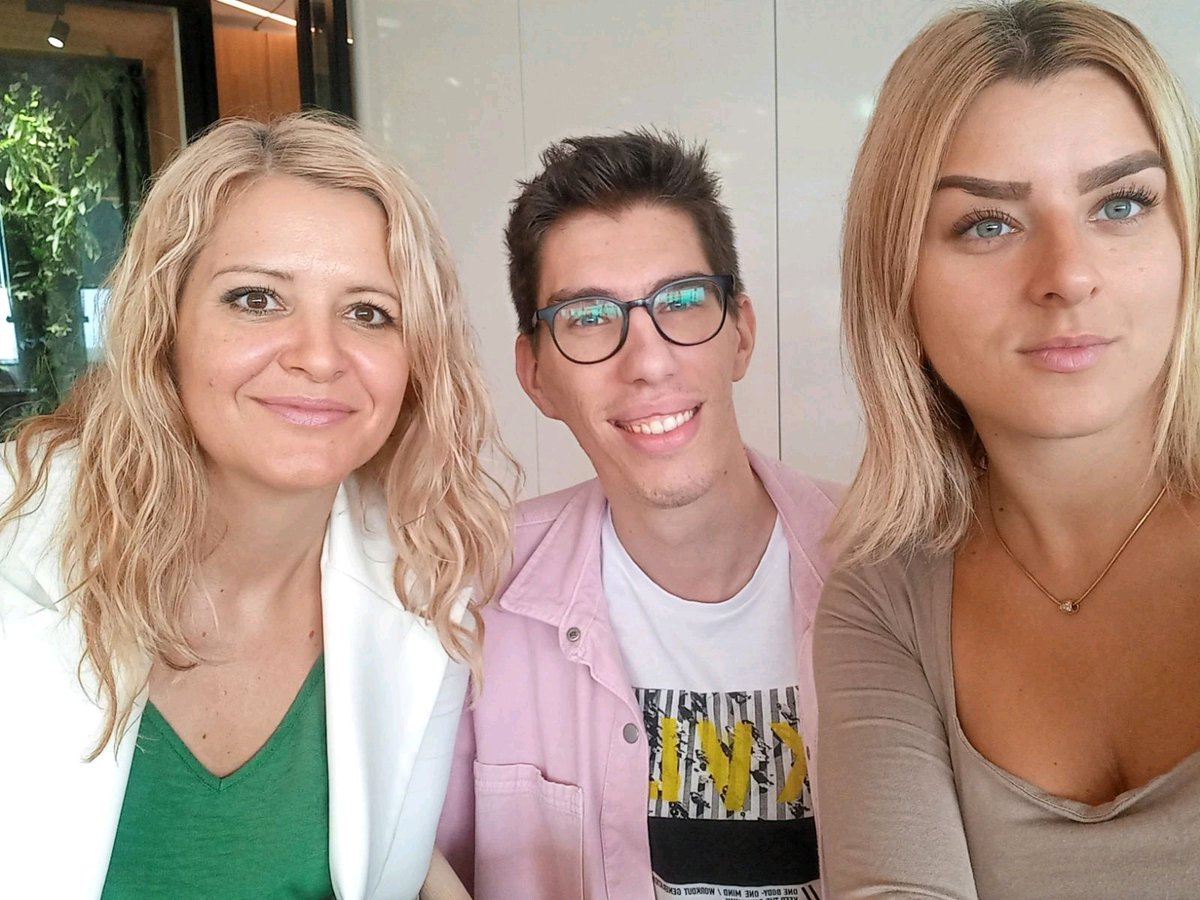 It is the people who make the <a href="/NCRCorporation/">NCR Corporation</a> workplace perfect, and I am lucky enough to be surrounded by the best! Happy Monday! 🤗 #NCRlife #NCRSerbia